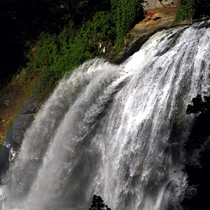 Huluganga Ella Falls 